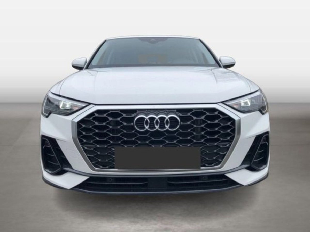 Audi Q3 Sportback 45 TFSI e S tronic S line edition (5)
