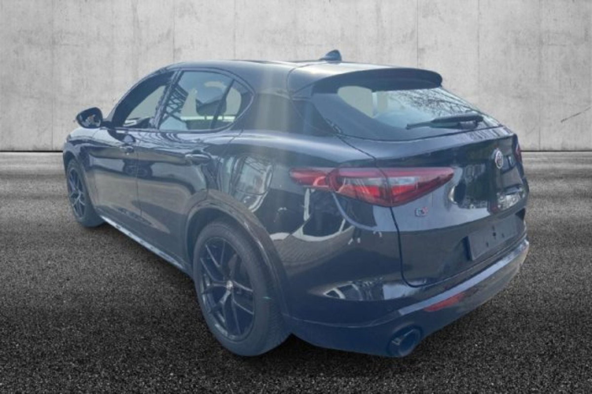 Alfa Romeo Stelvio Stelvio 2.2 Turbodiesel 210 CV AT8 Q4 Veloce (4)