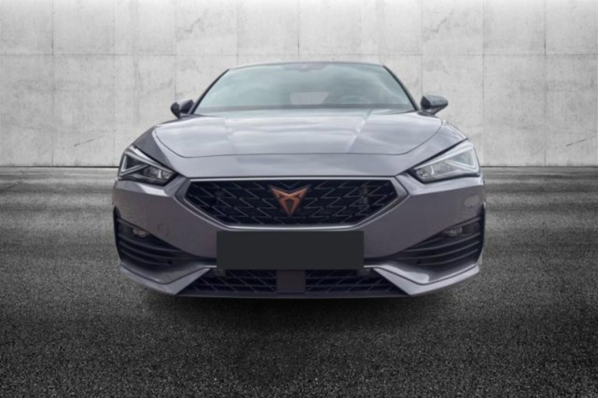 Cupra Leon Leon 1.4 e-HYBRID 245 CV DSG (4)