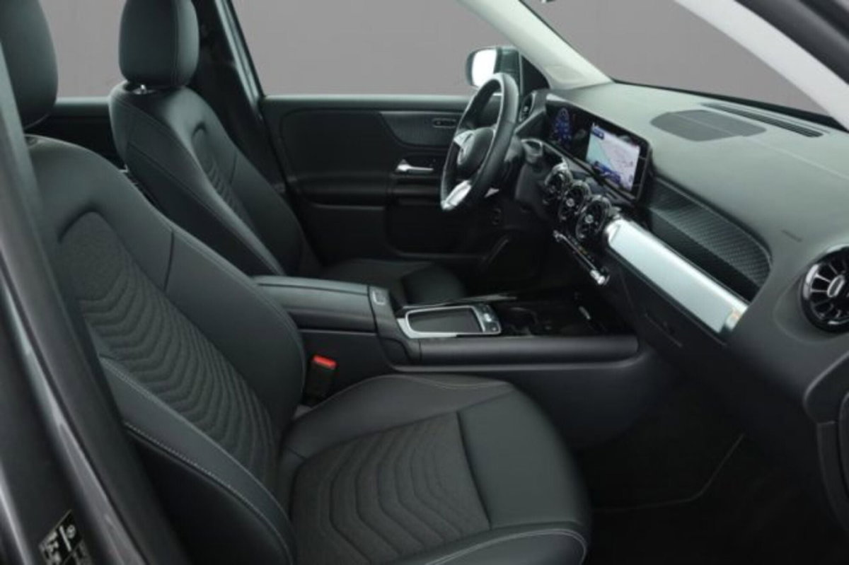 Mercedes-Benz GLB 180 d Progressive Advanced Plus auto (7)