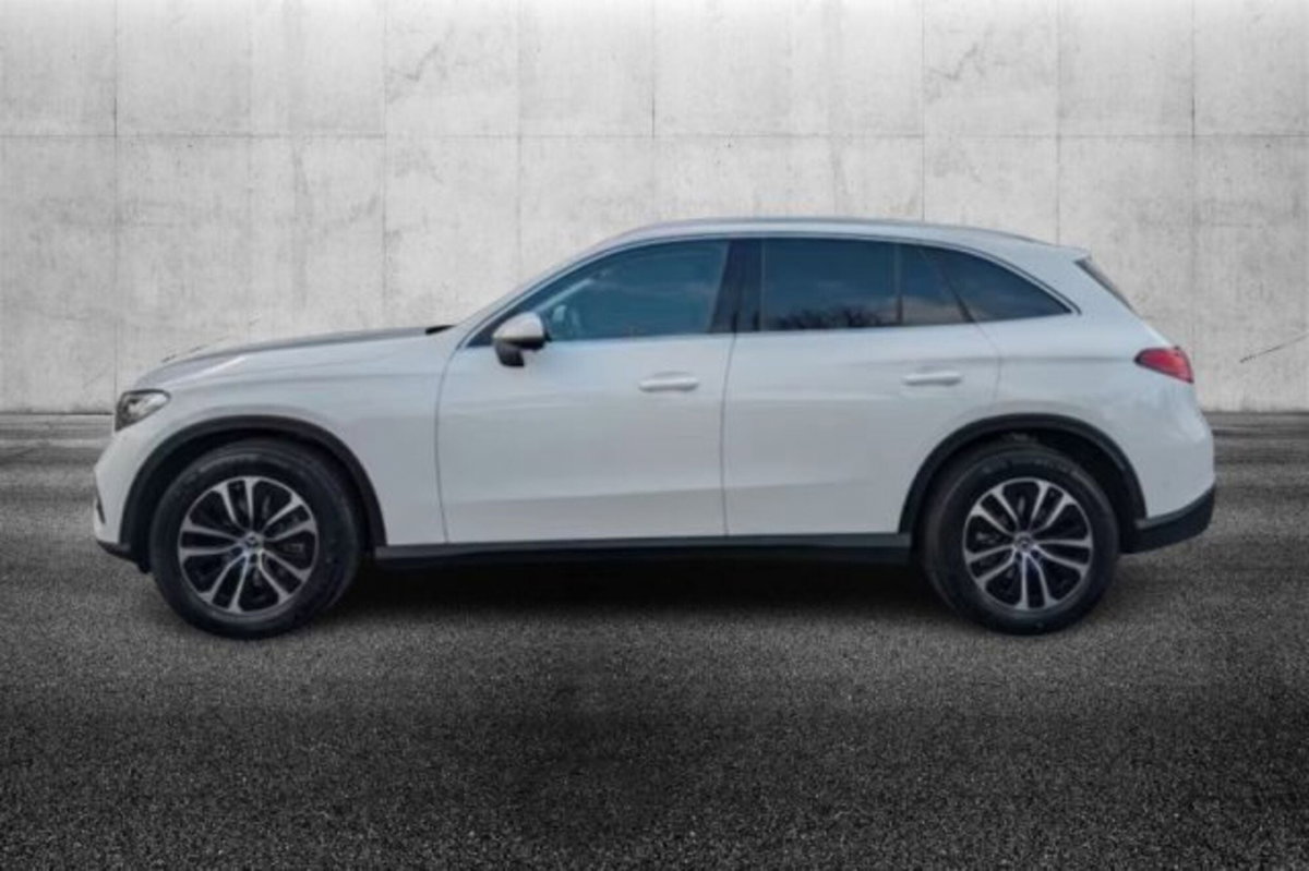 Mercedes-Benz GLC 220 d 4Matic Mild Hybrid AMG Advanced Plus (3)