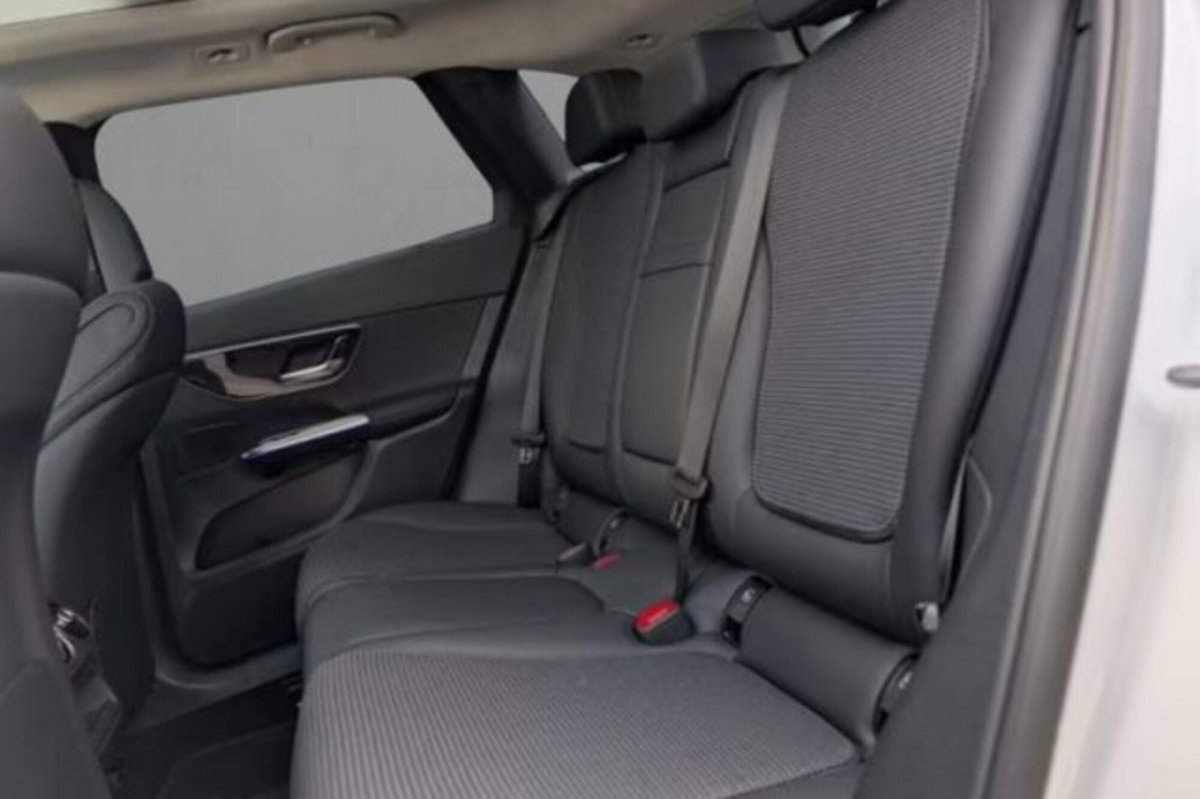 Mercedes-Benz GLC 220 d 4Matic Mild Hybrid AMG Advanced Plus (6)