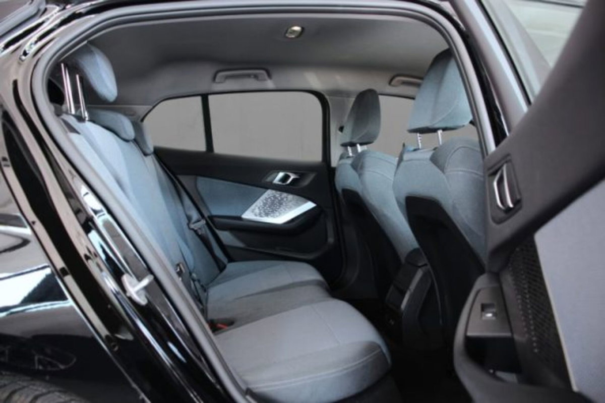 BMW Serie 1 120 48V auto (8)