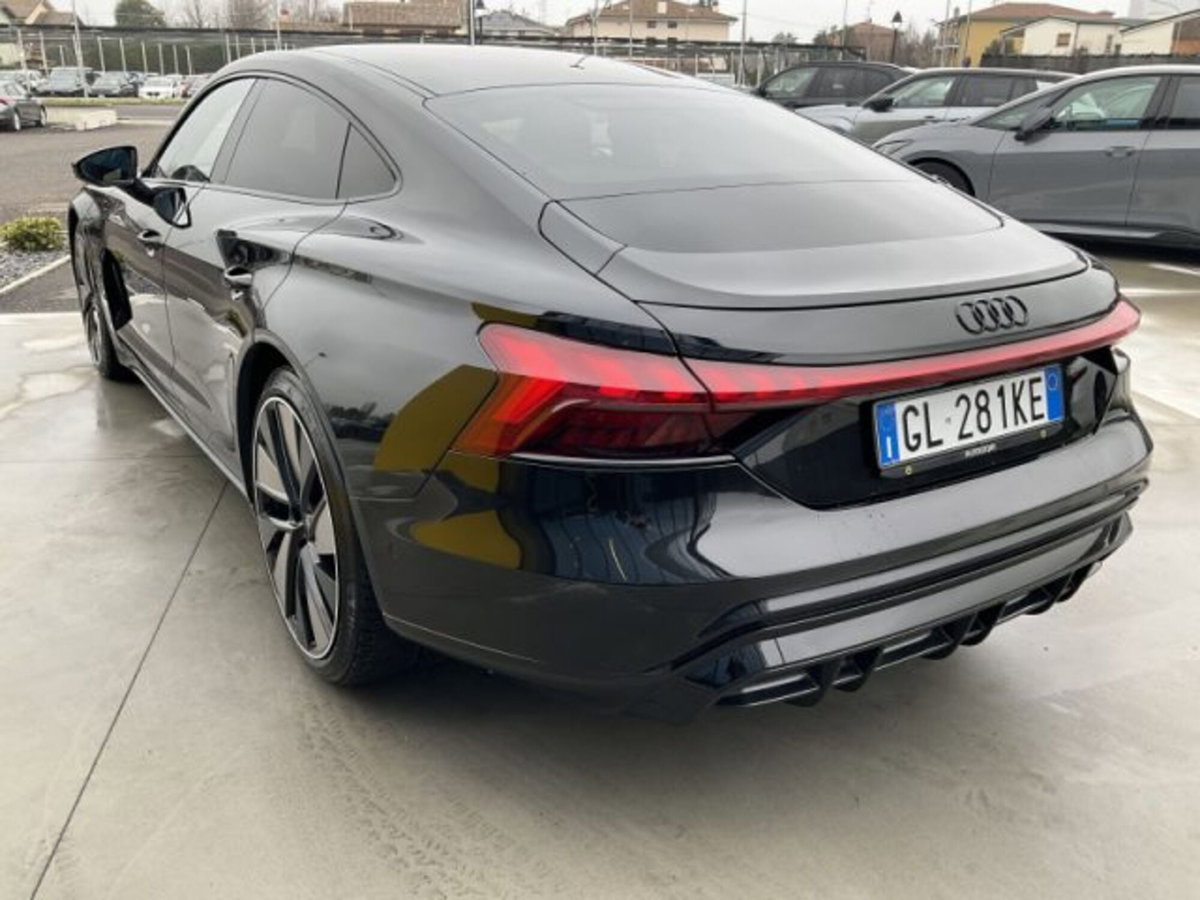 Audi e-Tron GT e-tron GT quattro (2)