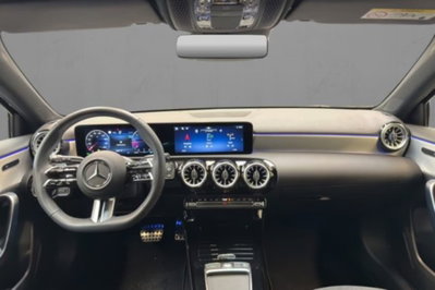 Mercedes-Benz Classe A 200 d AMG Line Premium Plus auto (6)