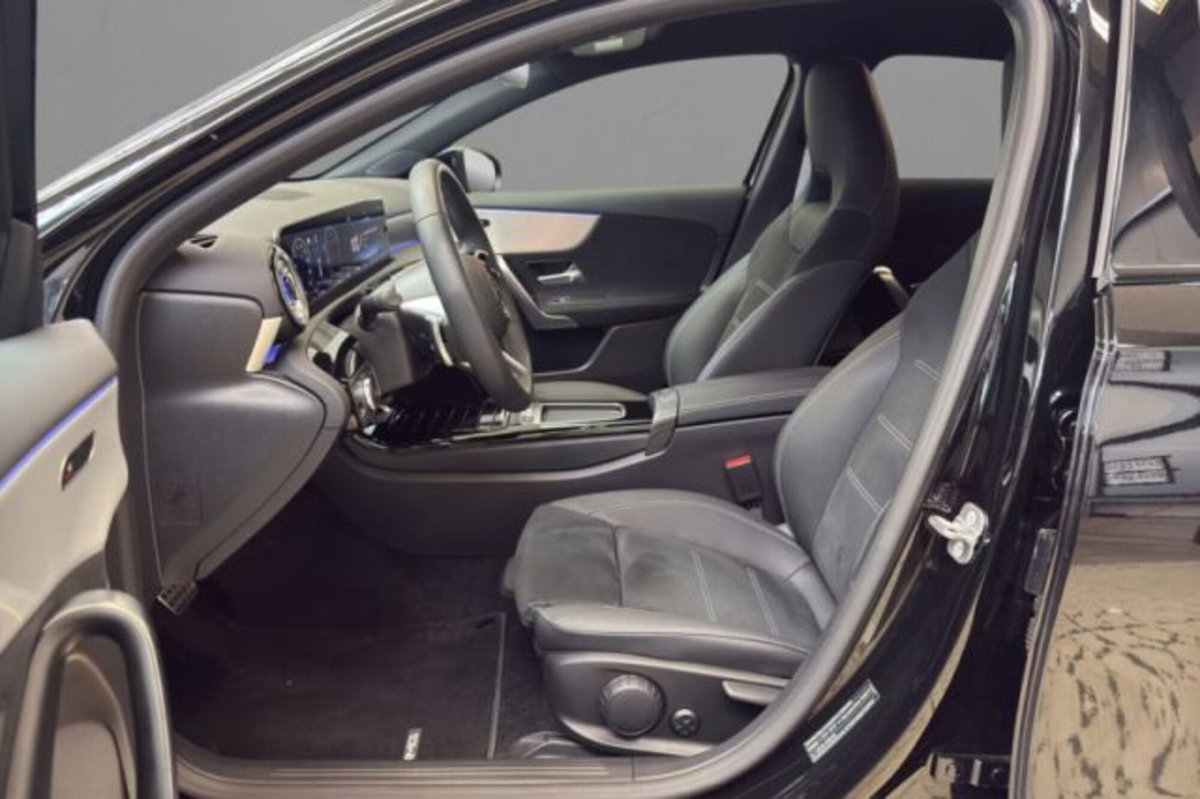 Mercedes-Benz Classe A 200 d AMG Line Premium Plus auto (7)