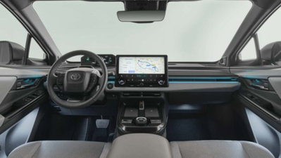 Toyota Toyota C-HR 1.8 hev Premium fwd e-cvt nuova