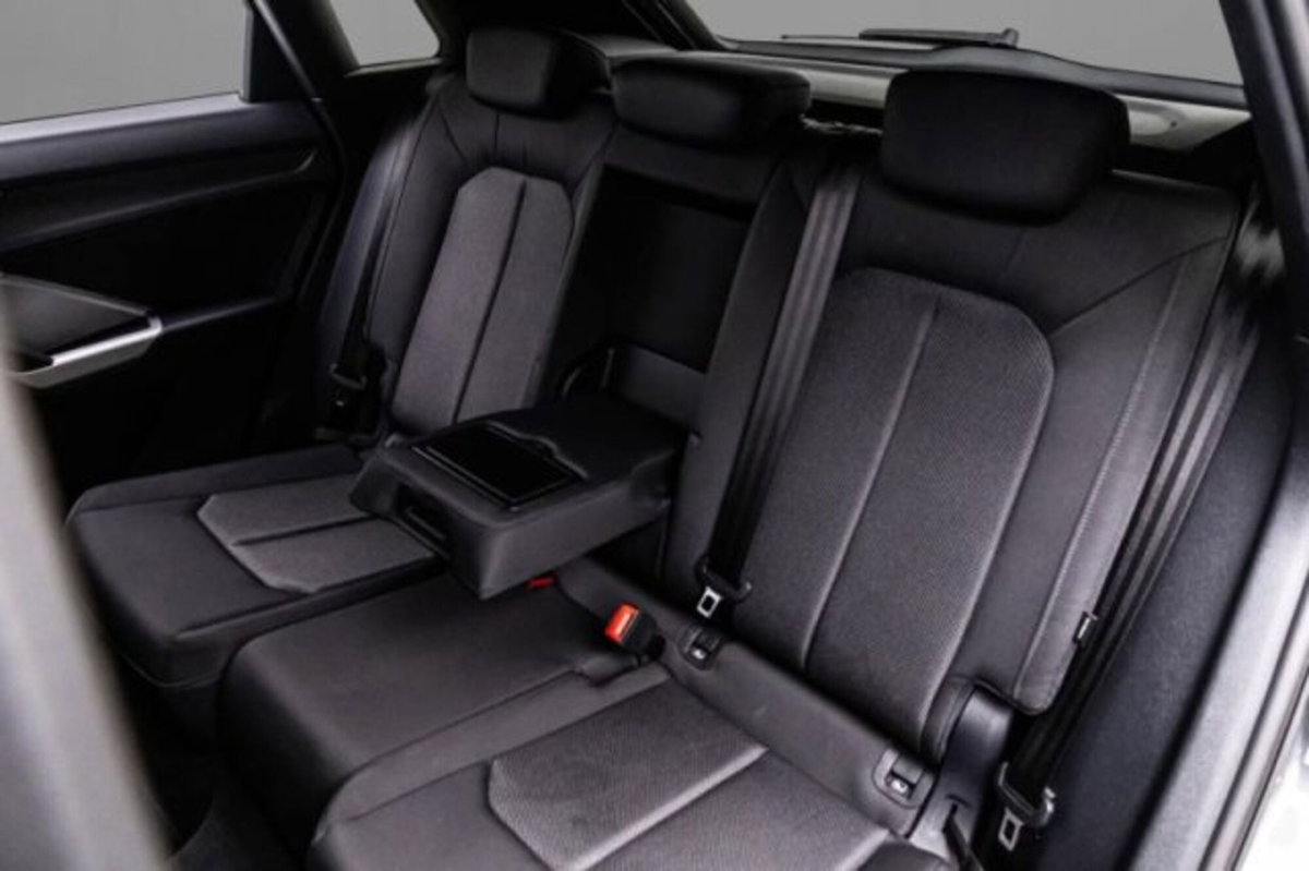 Audi Q3 Sportback 35 TDI quattro S tronic S line edition (8)