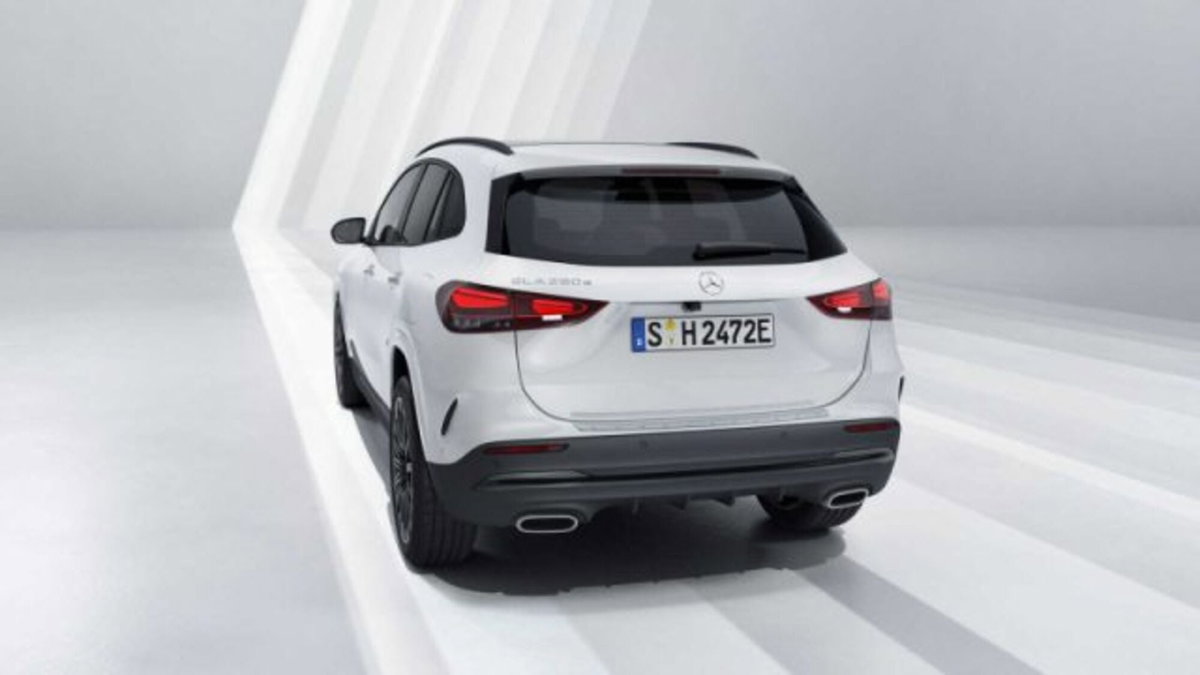 Mercedes-Benz GLA SUV 250 e phev AMG Line Premium Plus auto (8)