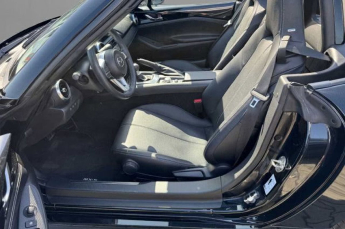 Mazda MX-5 1.5L Skyactiv-G Exceed (7)