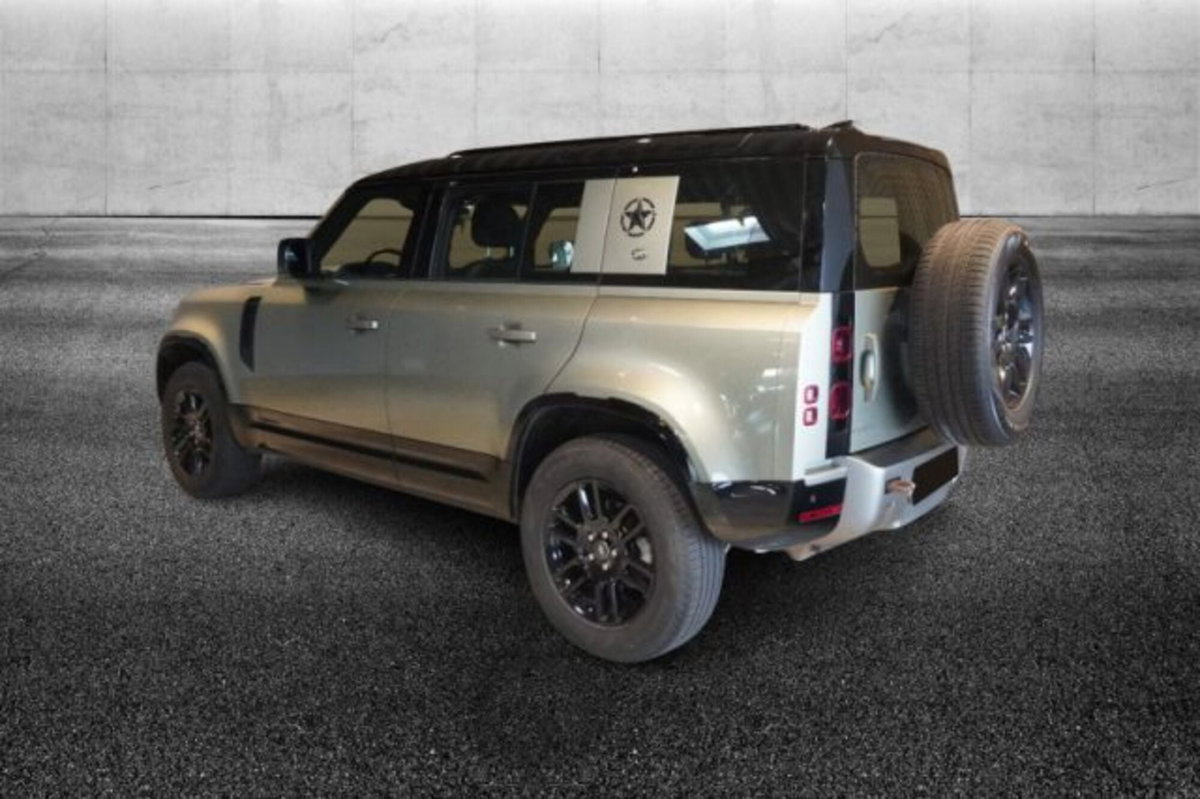 Land Rover Defender 110 3.0d i6 mhev X-Dynamic SE awd 250cv auto (2)