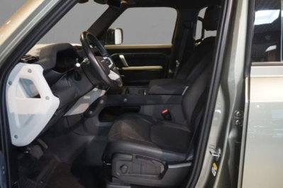 Land Rover Defender 110 3.0d i6 mhev X-Dynamic SE awd 250cv auto (6)