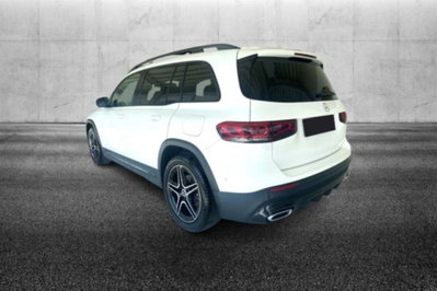 Mercedes-Benz GLB 200 Automatic 4Matic Premium (4)
