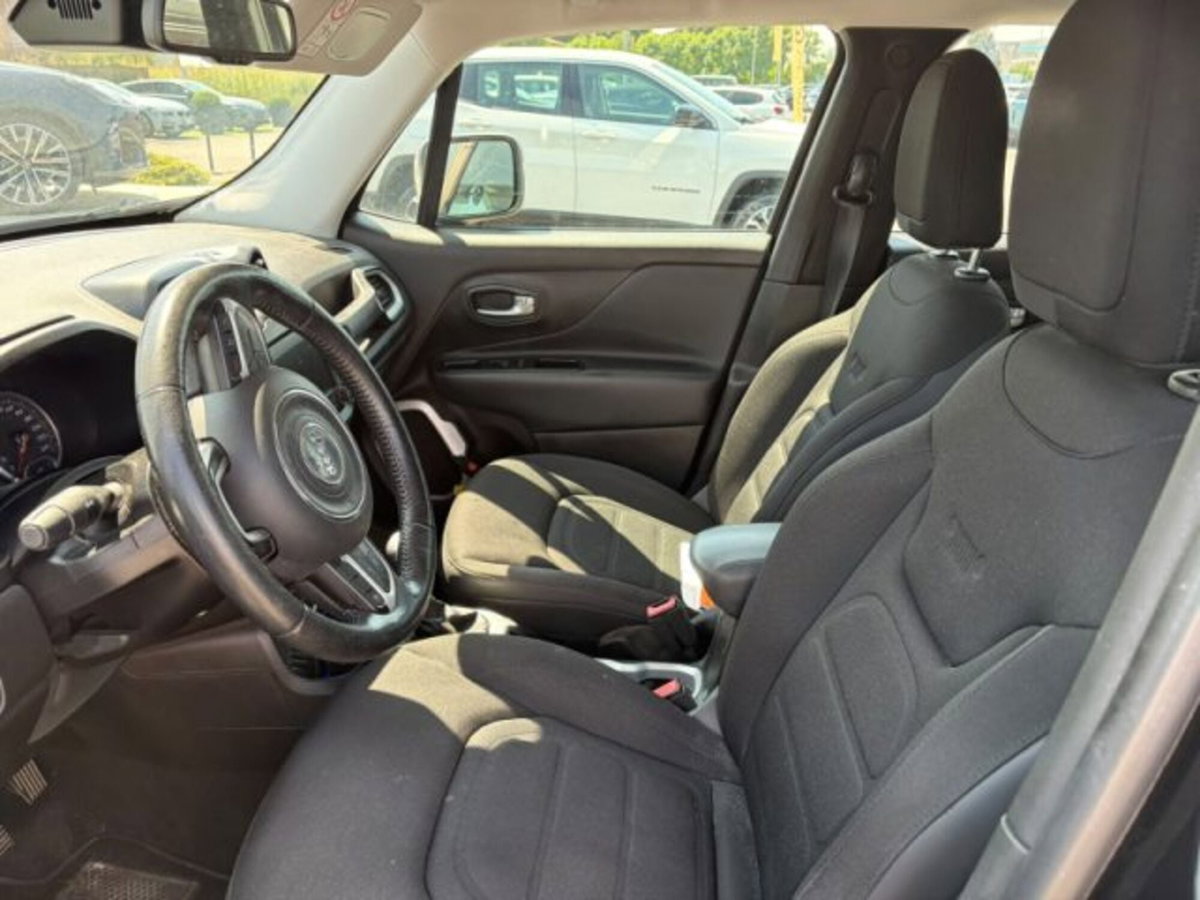 Jeep Renegade 1.4 MultiAir Limited (7)