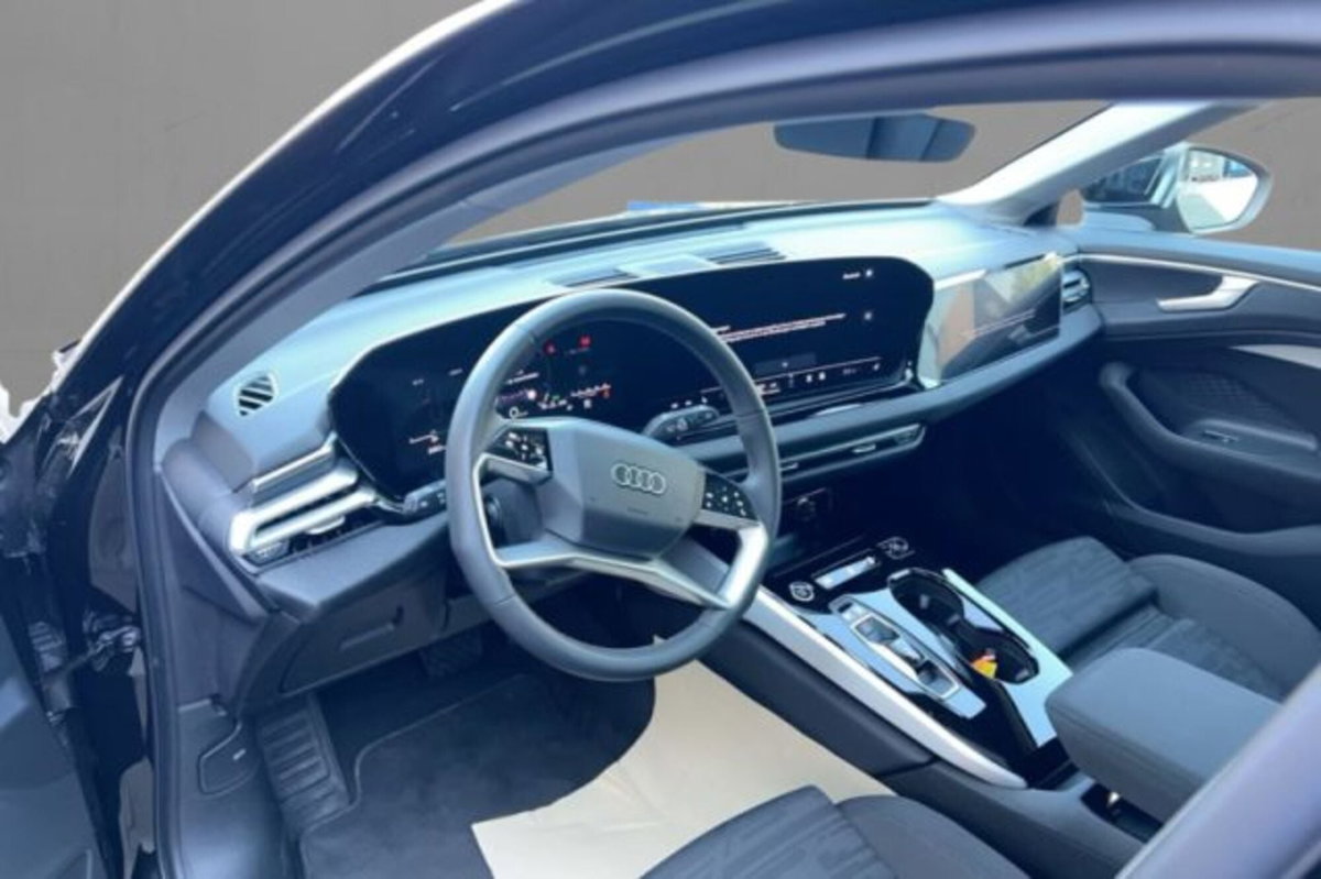 Audi A6 Avant 40 2.0 TDI quattro ultra S tronic Business (6)