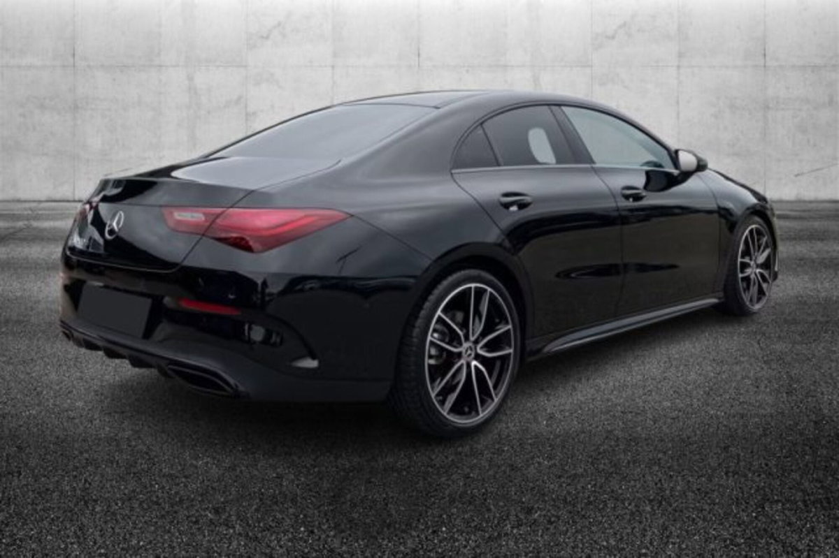 Mercedes-Benz CLA 200 d Automatic Premium (3)