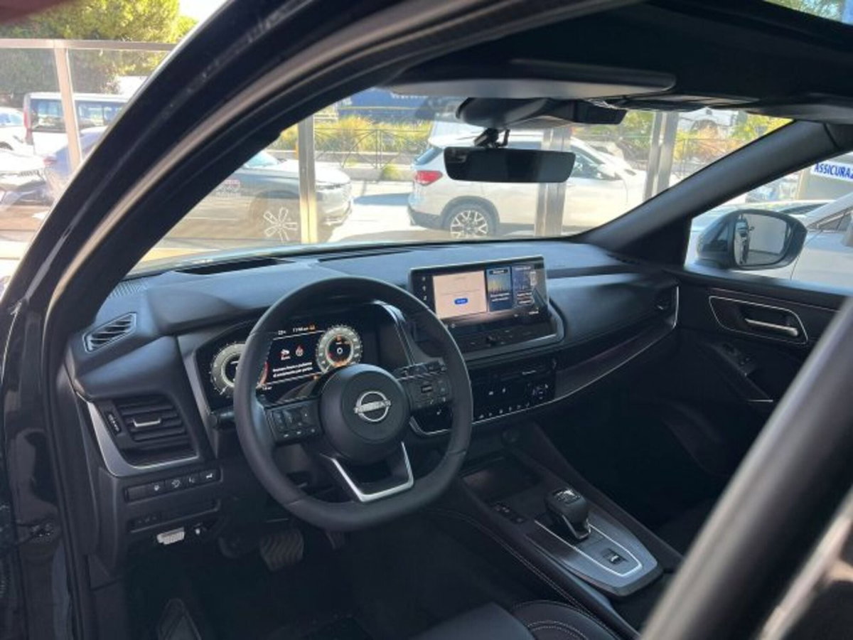 Nissan Qashqai 1.3 mhev Tekna 2wd 158cv (11)