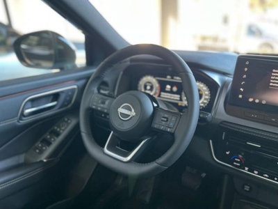 Nissan Qashqai 1.3 mhev Tekna 2wd 158cv (14)
