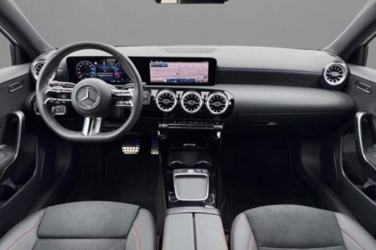 Mercedes-Benz Classe A 250 AMG Line Premium Plus 4matic auto (6)
