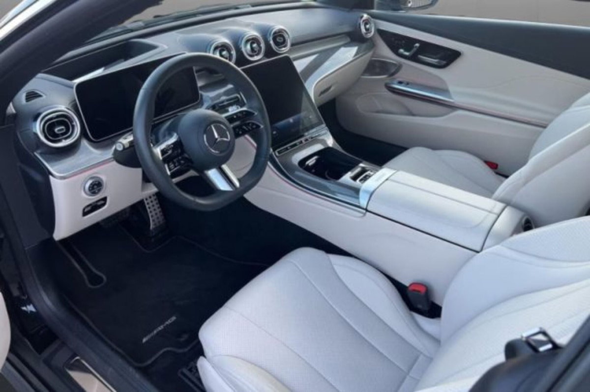 Mercedes-Benz CLE Cabrio 300 AMG Line Premium Plus 4matic auto (7)