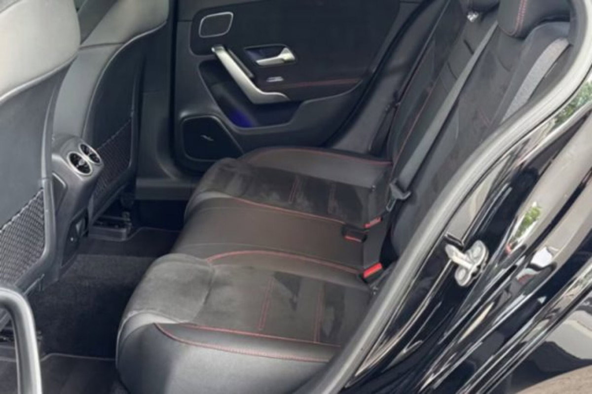 Mercedes-Benz Classe A Sedan 220 d AMG Line Premium Plus auto (7)