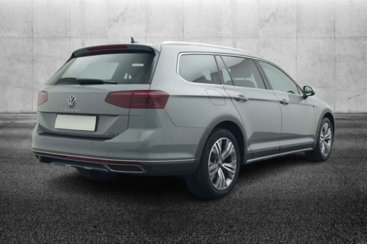 Volkswagen Passat Variant Alltrack 2.0 TDI 200 CV 4MOTION DSG (4)