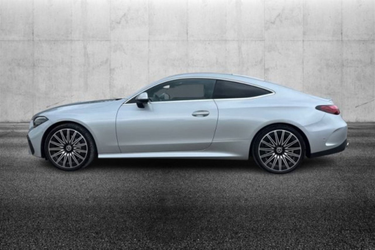 Mercedes-Benz CLE Coupé 200 AMG Line Premium auto (3)