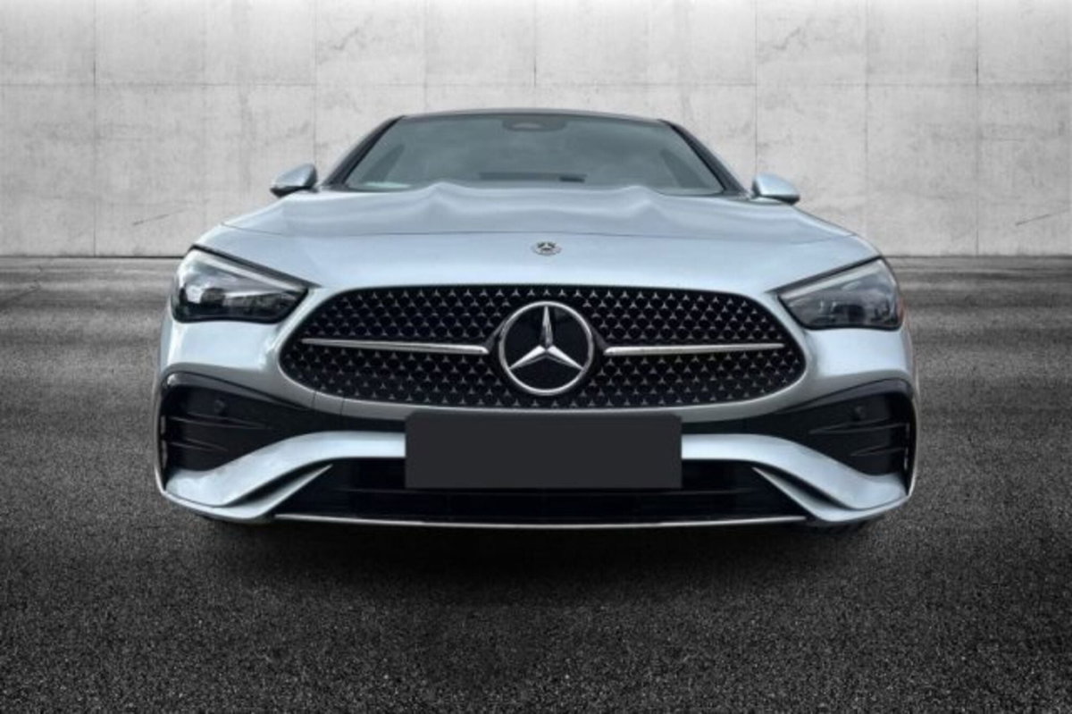 Mercedes-Benz CLE Coupé 200 AMG Line Premium auto (4)