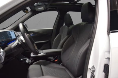 BMW X1 sDrive 18i Msport (6)