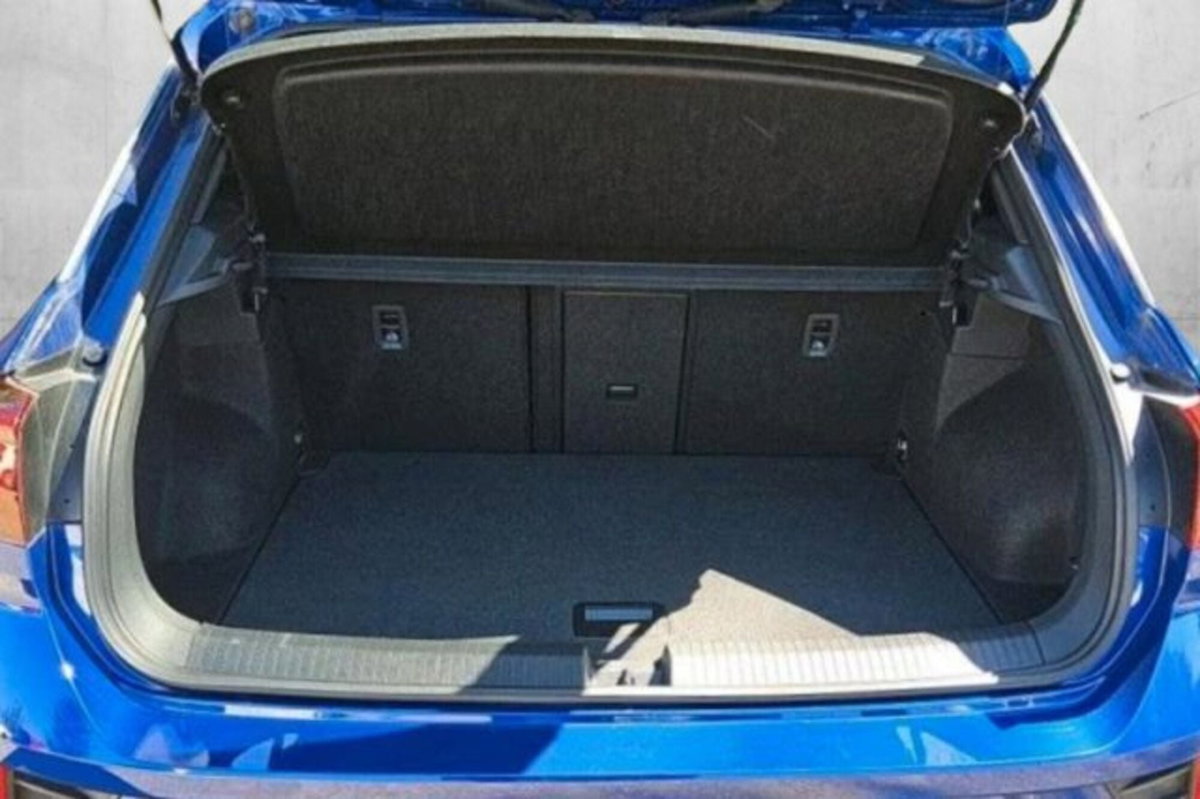 Volkswagen T-Roc 1.5 tsi R-Line dsg (7)