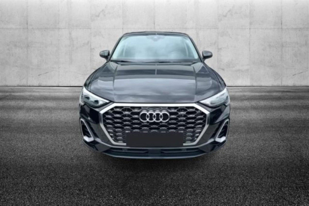 Audi Q3 Sportback 35 TDI quattro S tronic S line edition (3)
