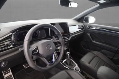 Volkswagen T-Roc R 2.0 TSI DSG 4MOTION BlueMotion Technology (6)
