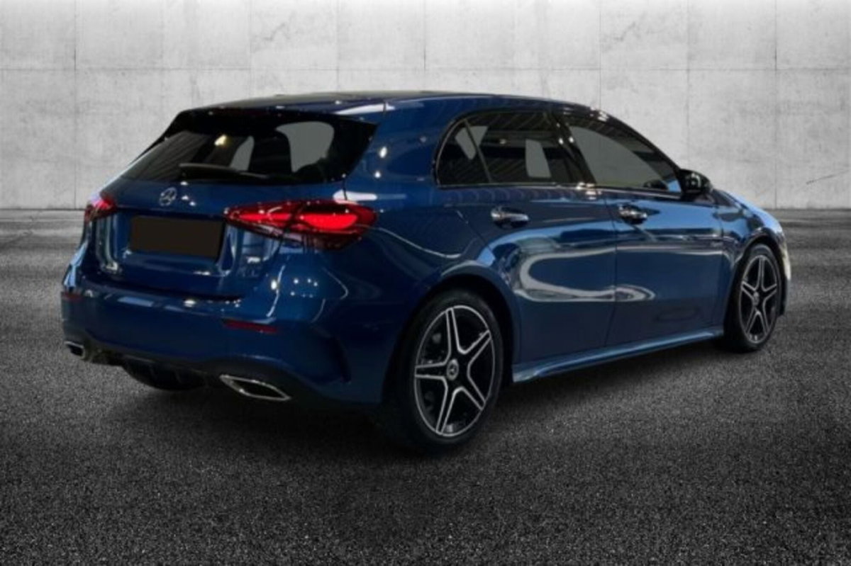 Mercedes-Benz Classe A 200 d AMG Line Premium Plus auto (2)