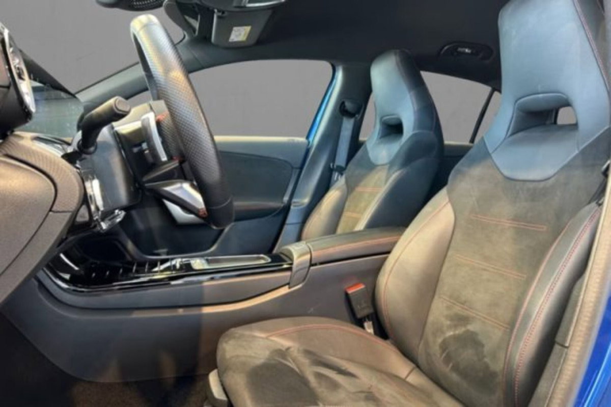 Mercedes-Benz Classe A 200 d AMG Line Premium Plus auto (5)