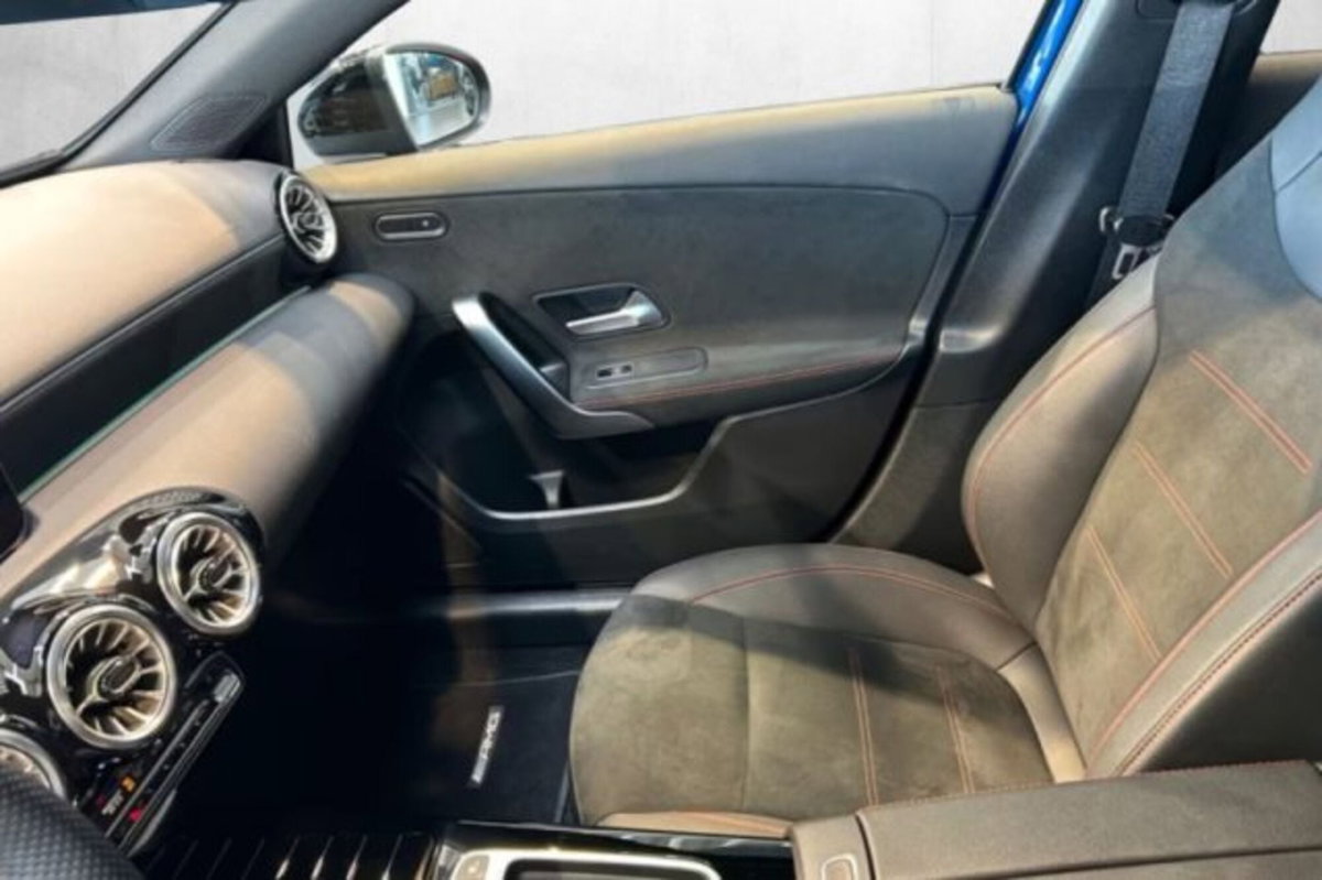 Mercedes-Benz Classe A 200 d AMG Line Premium Plus auto (7)