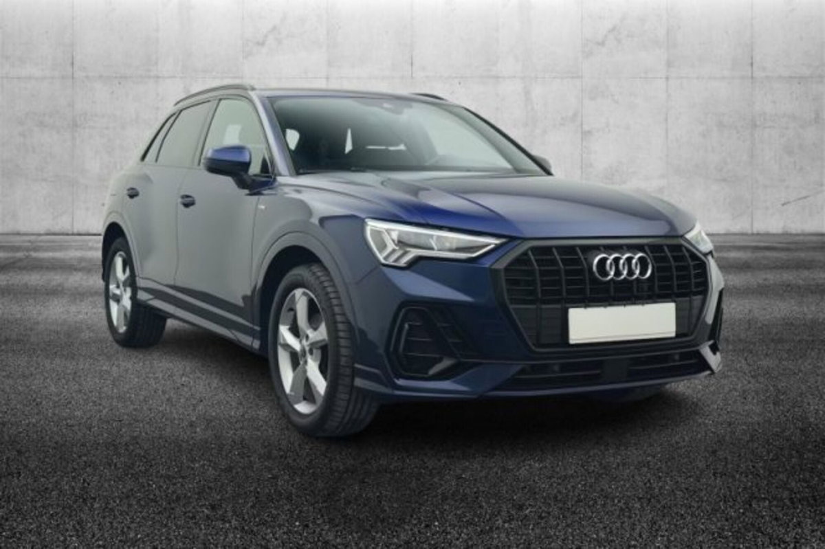 Audi Q3 Sportback 35 TDI quattro S tronic S line edition (2)
