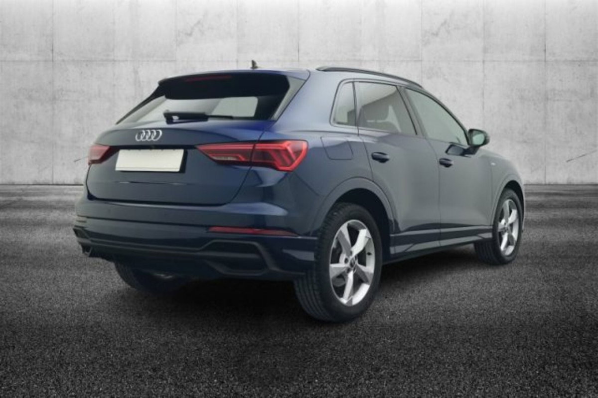 Audi Q3 Sportback 35 TDI quattro S tronic S line edition (3)