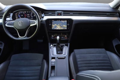 Volkswagen Passat Variant 2.0 TDI SCR 200 CV 4MOTION DSG Executive (5)