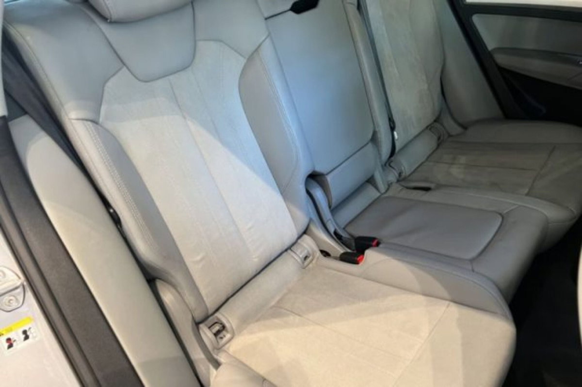 Audi Q5 35 TDI S tronic Business Advanced (8)