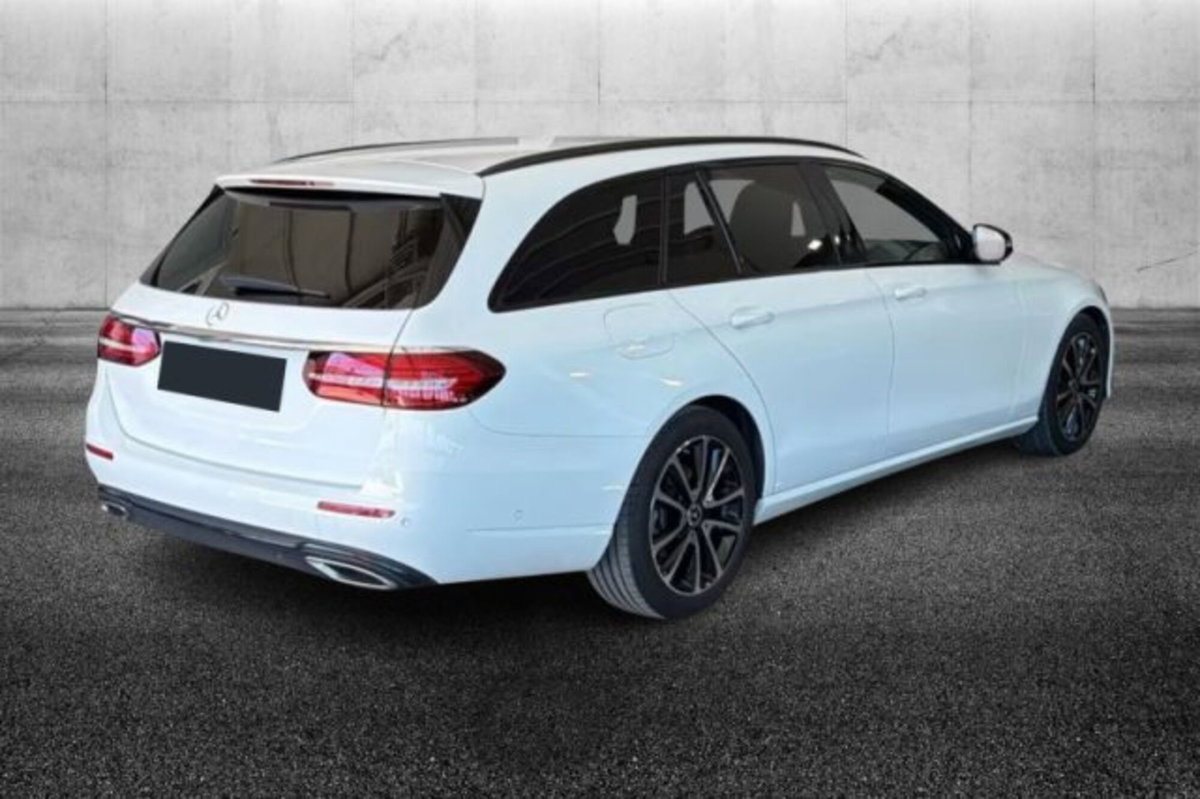 Mercedes-Benz Classe E Station Wagon 200 d Auto Business Sport (2)