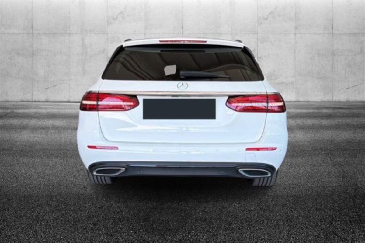 Mercedes-Benz Classe E Station Wagon 200 d Auto Business Sport (5)