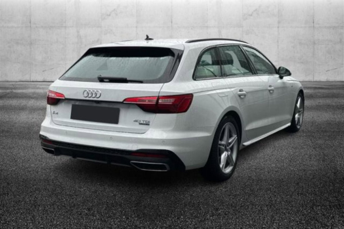 Audi A4 Avant 40 TDI quattro S tronic S line edition (2)