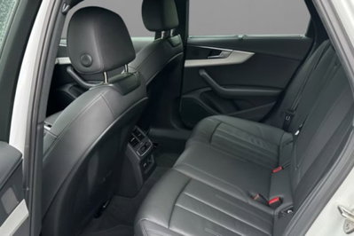 Audi A4 Avant 40 TDI quattro S tronic S line edition (8)