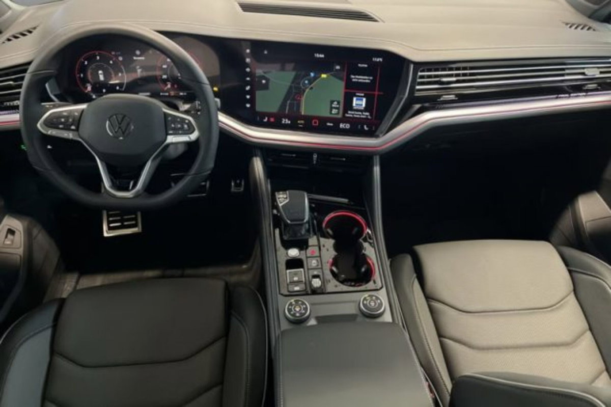 Volkswagen Touareg 3.0 V6 tdi scr R-Line Final Edition 286cv auto (6)