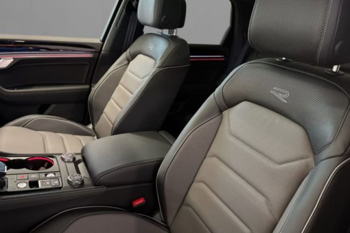 Volkswagen Touareg 3.0 V6 tdi scr R-Line Final Edition 286cv auto (7)