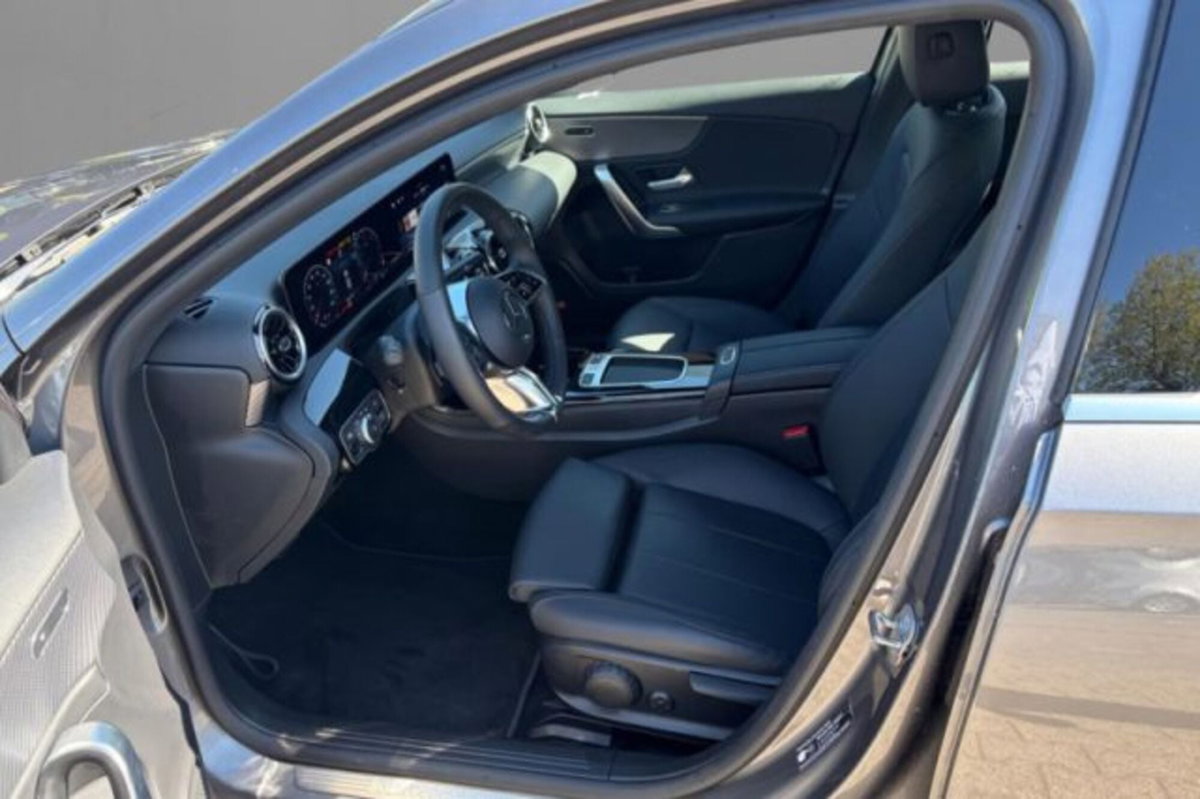 Mercedes-Benz Classe A 200 d Progressive Advanced Plus auto (5)