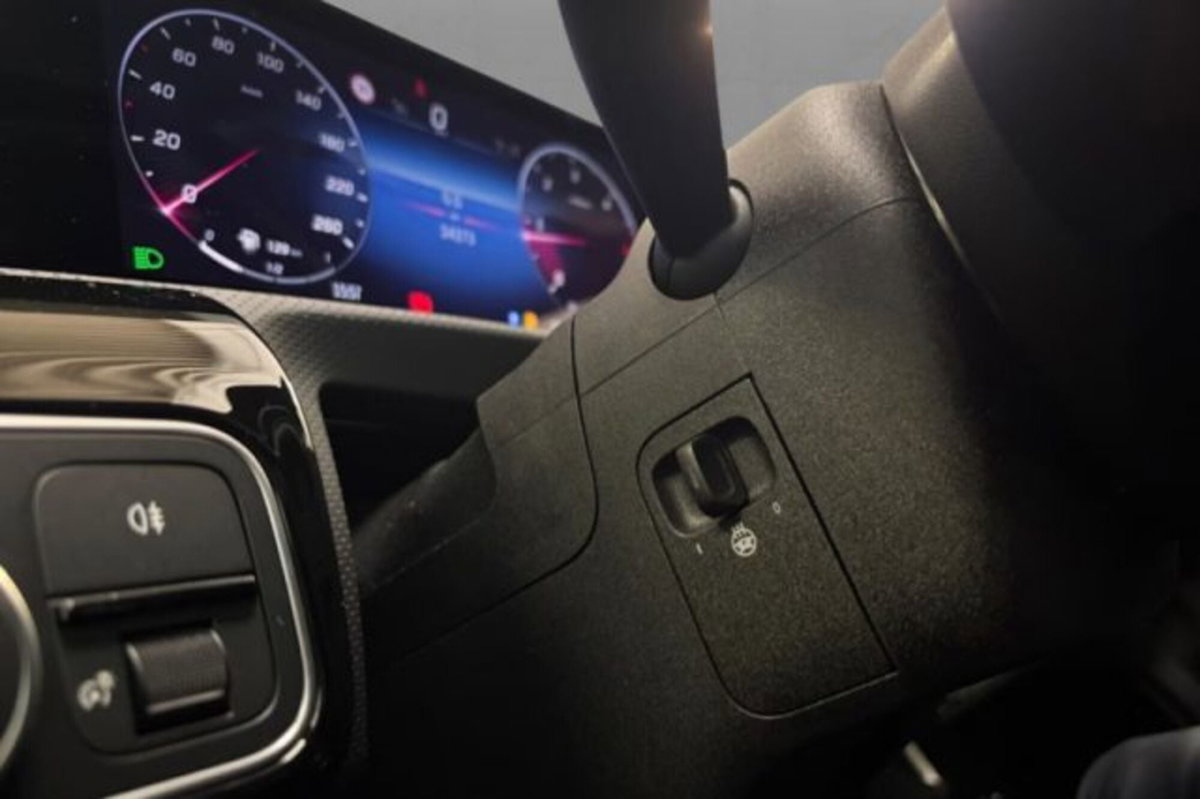 Mercedes-Benz Classe A 200 d Progressive Advanced Plus auto (8)