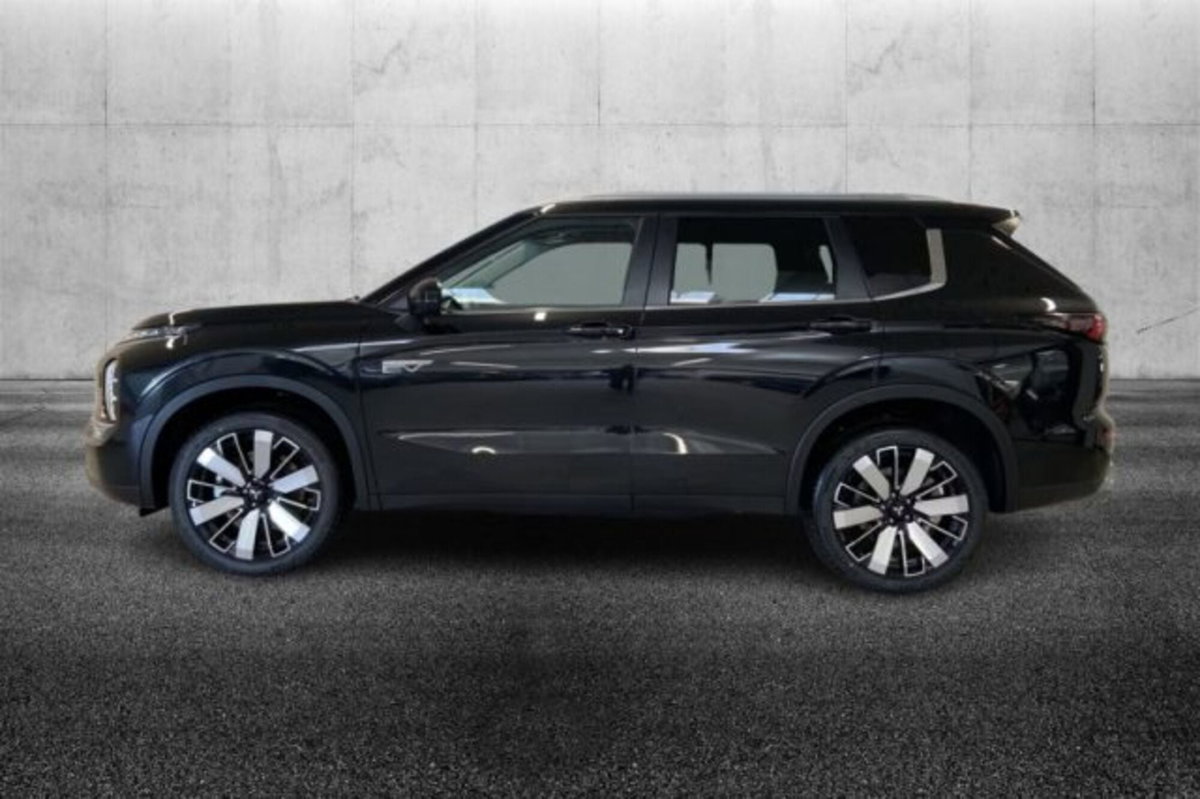 Mitsubishi Outlander 2.4 MIVEC 4WD PHEV Diamond SDA (3)