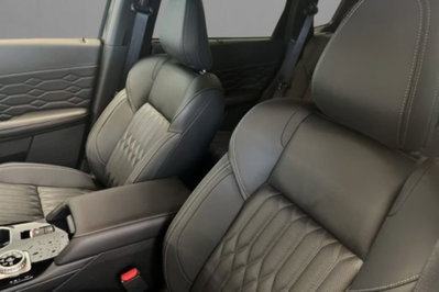 Mitsubishi Outlander 2.4 MIVEC 4WD PHEV Diamond SDA (7)
