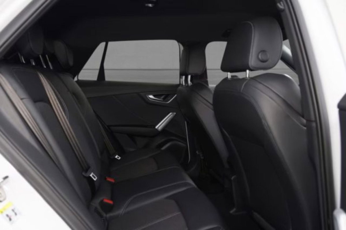 Audi Q2 Q2 35 TDI quattro S tronic S line Edition (6)